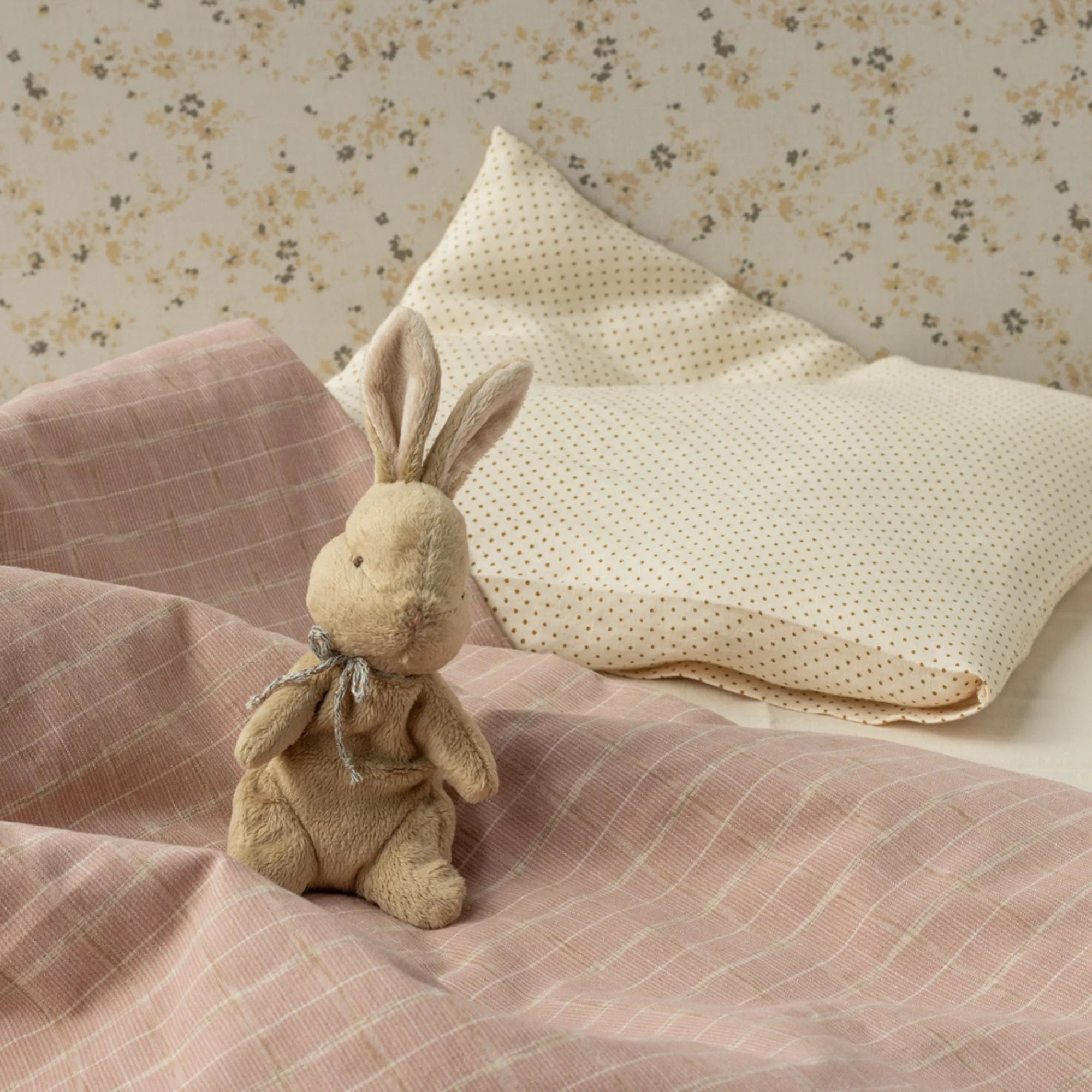 Maileg My First Bunny braun in Geschenkbox