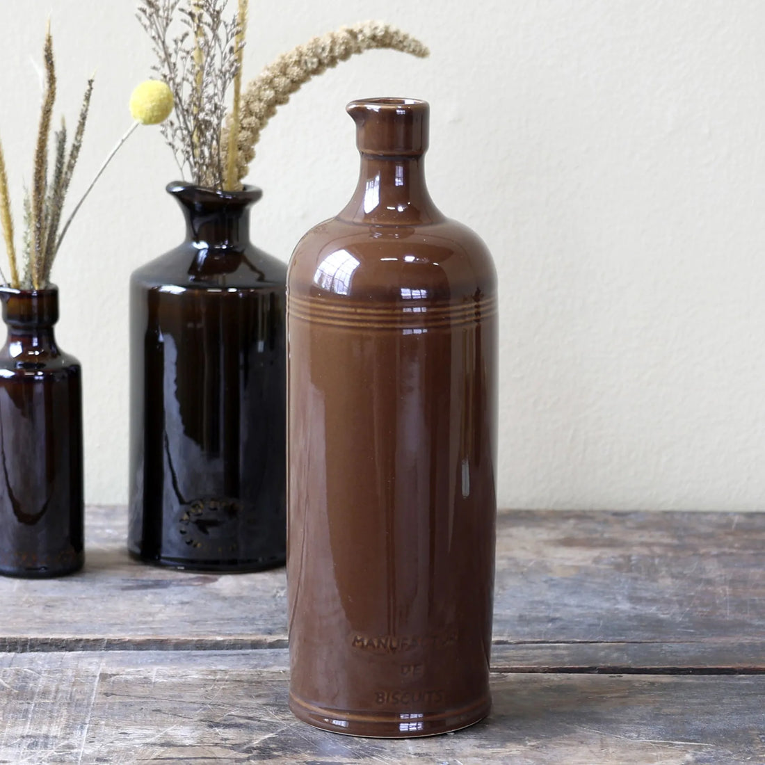 Chic Antique altfranzösische Keramikflasche, 26,5 cm in Antik Mokka