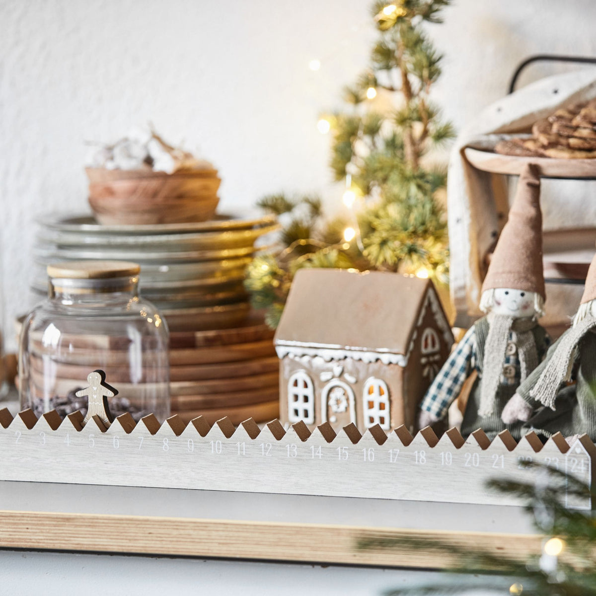Ib Laursen Adventskalender Lebkuchenmann 50 cm Holz