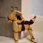 Ib Laursen hängende Weihnachtsziege Julbock braun 8,5 cm