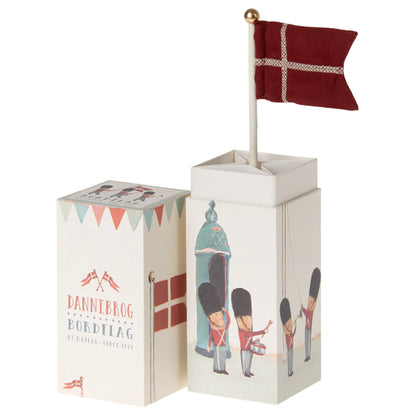Maileg Dannebrog Flagge 25 cm dänische Fahne aus Baumwolle