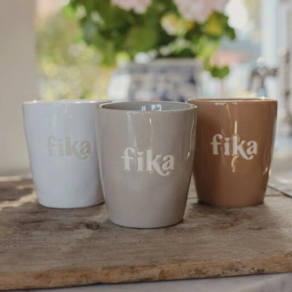 Majas Cottage Becher „Fika“ weiß 250 ml Keramik
