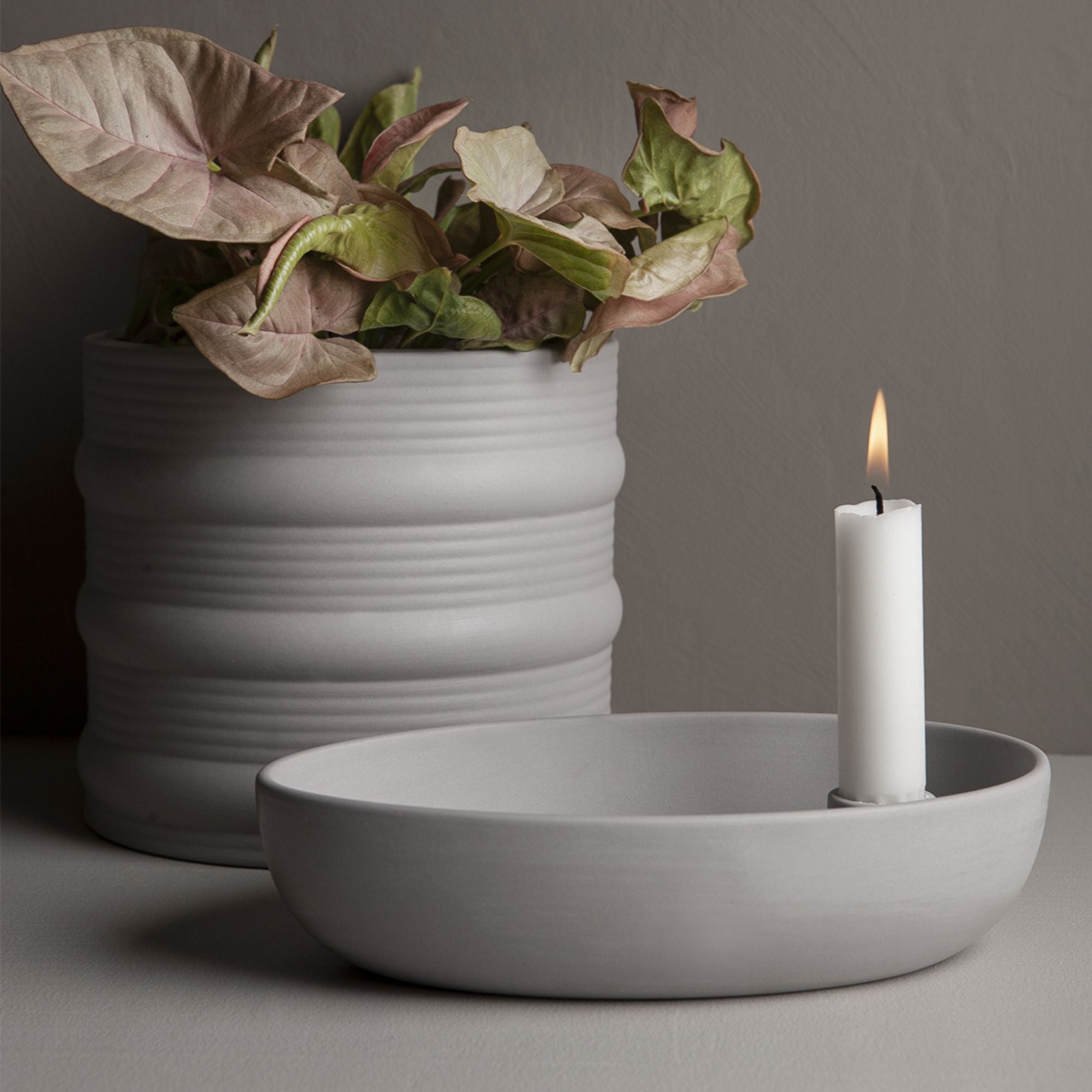 Storefactory „Lidatorp“ Kerzenhalter oval grau 21 cm